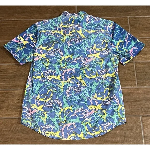 Chubbies Men's Shirt M 1/4 Button Shark Print Beach Surf Stretch Short Sleeve - Picture 5 of 5